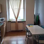 Harsdoerffer Apartment *